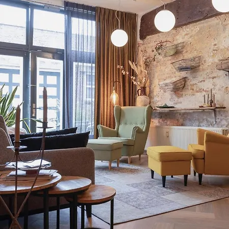 Passage - Spacious Apartement In Quiet Historic Part Of Haarlem Exterior photo
