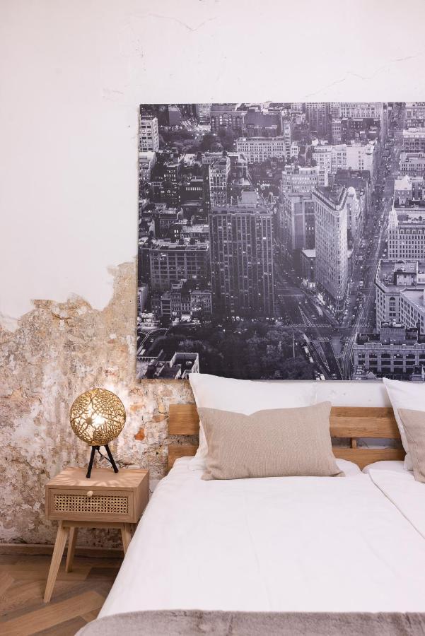 Apartment Passage - Spacious In Quiet Historic Part Of *